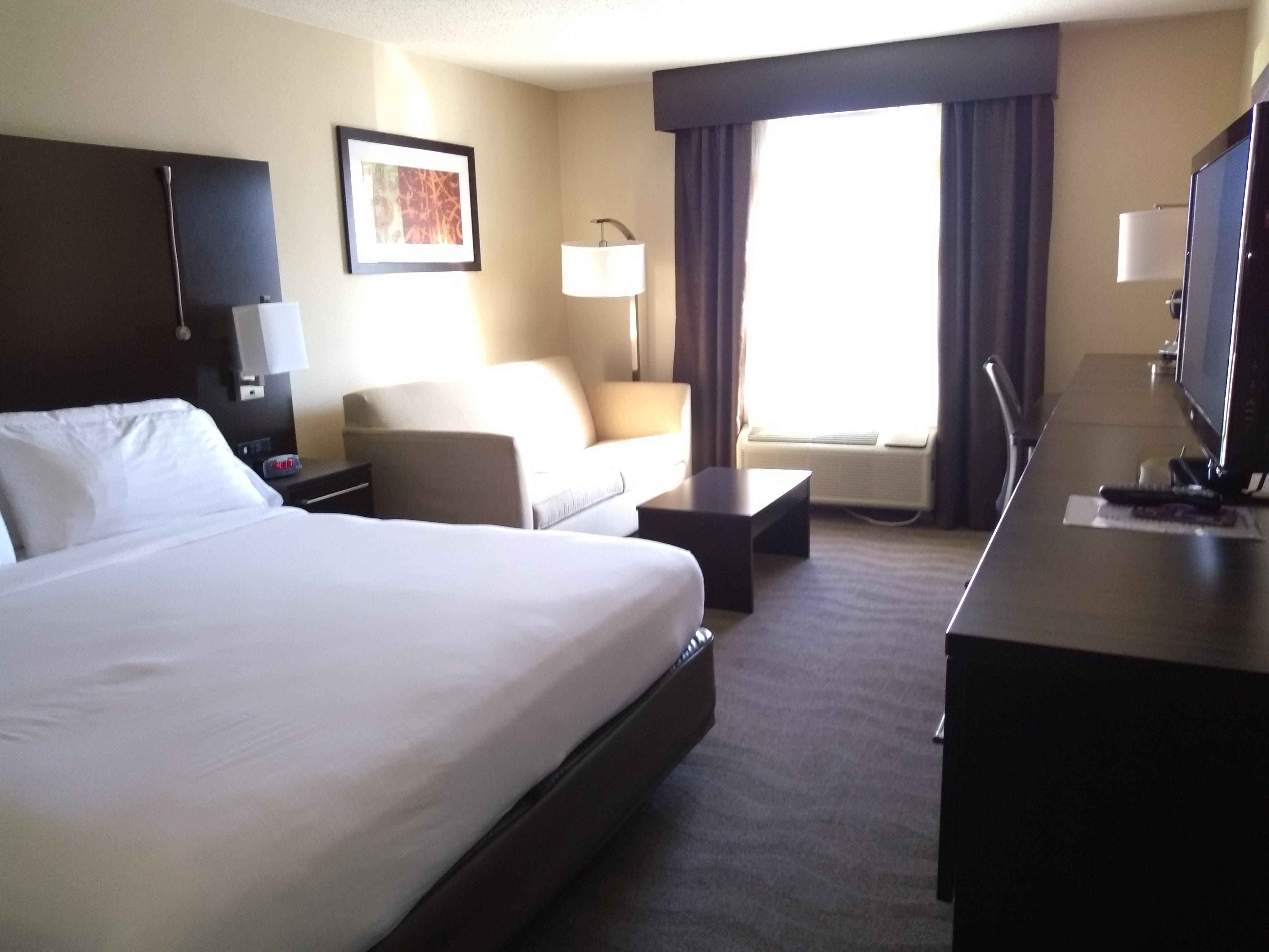 Holiday Inn Express Hotel & Suites Waterford By Ihg Bagian luar foto